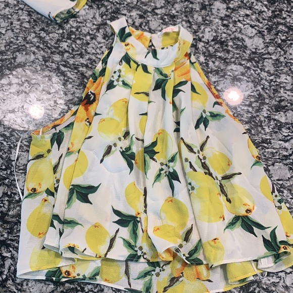 Luxxel Halter Top and Shorts Lemon Set - Picture 4 of 4